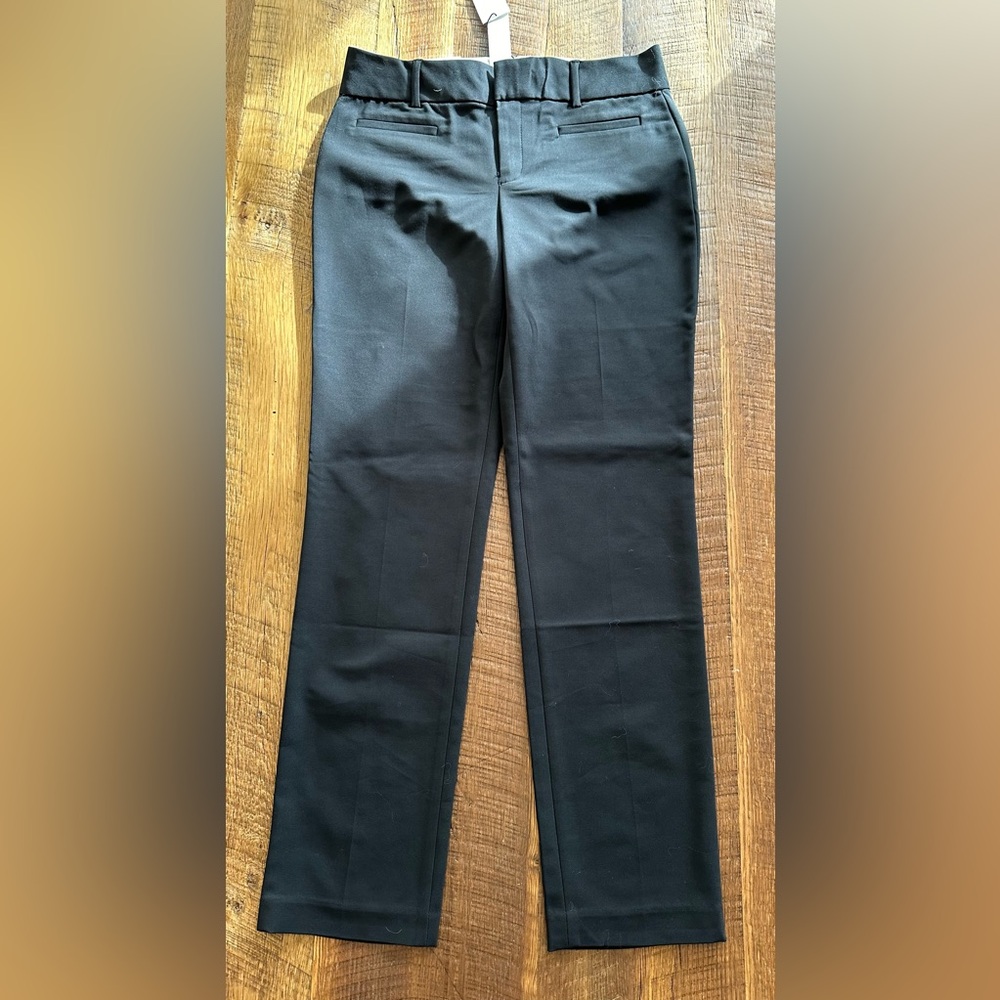 NWT Women’s Calvin Klein Modern Essential Pant Sz 6